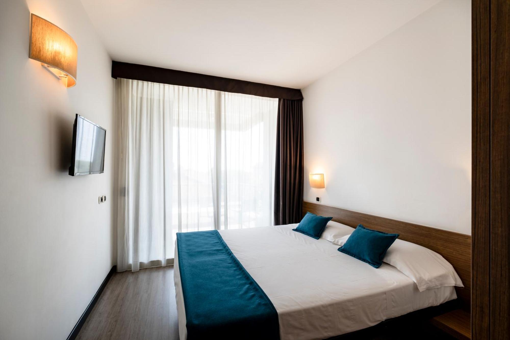 Hotel Cristallo Rimini Exteriér fotografie