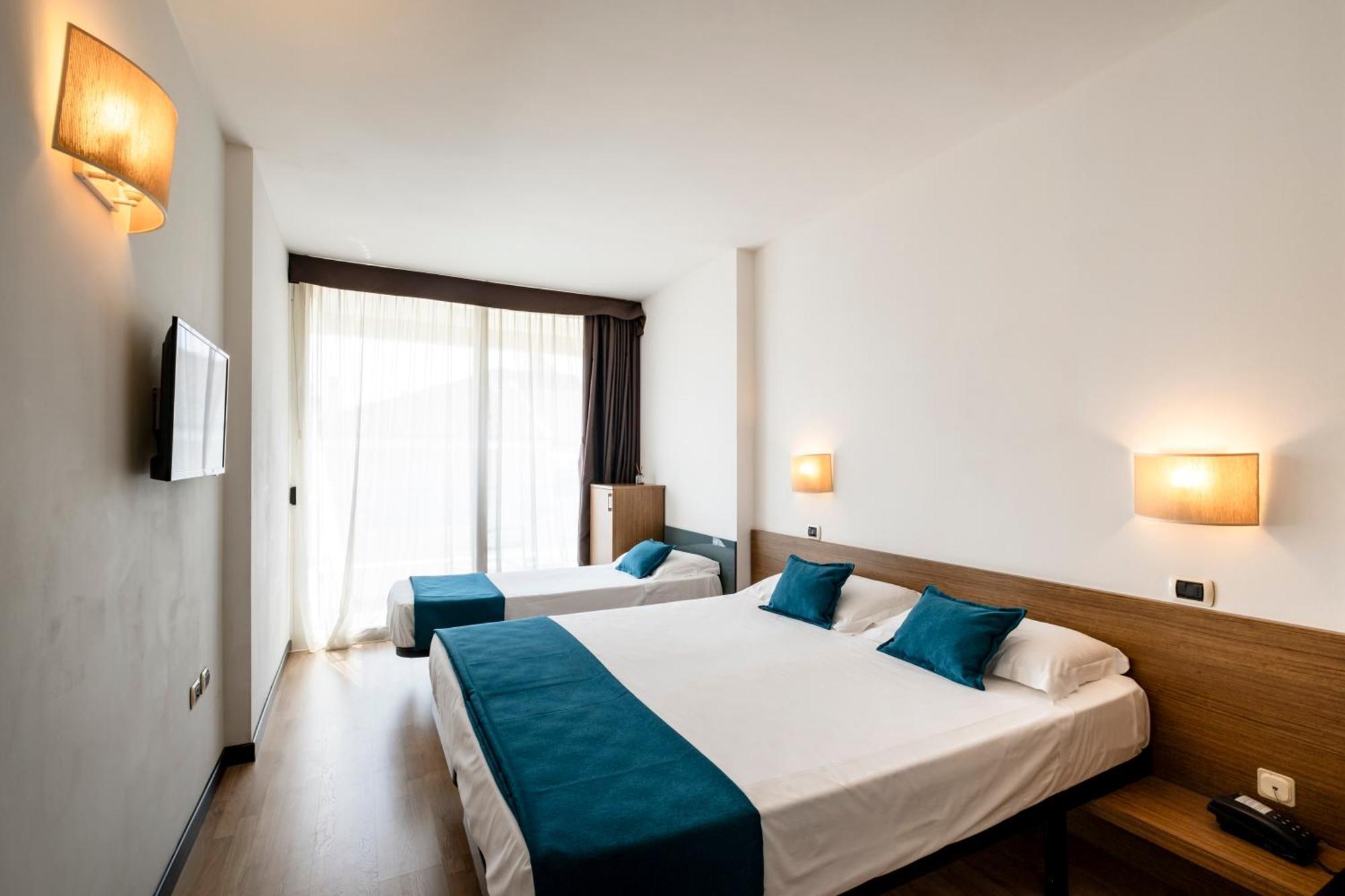 Hotel Cristallo Rimini Exteriér fotografie